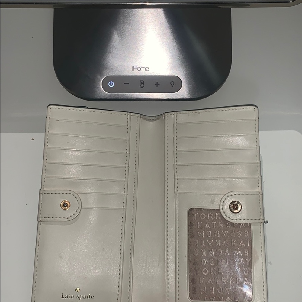 Kate Spade Wallet - Picture 2 of 5